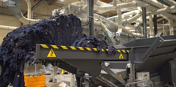 usine de délissage automatisé des textiles 